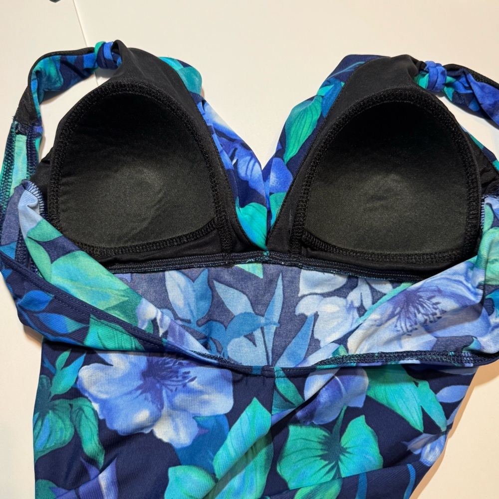 MIRACLESUIT Pandora Tropical Blue Floral One Piece Swimsuit size 12 - Picture 9 of 13